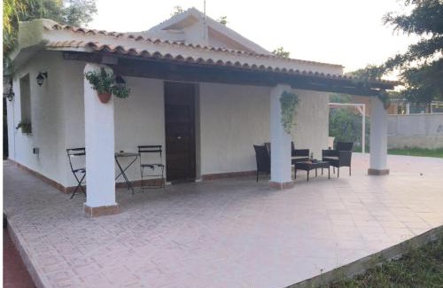 Fontane Bianche Villa | Relais Villa Simonetta with descent to the sea