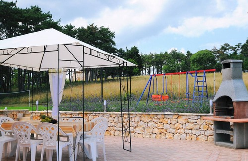 Martinski Apartment | Relax And Enjoy The Peace Of Nature In Traditional Istrian Village