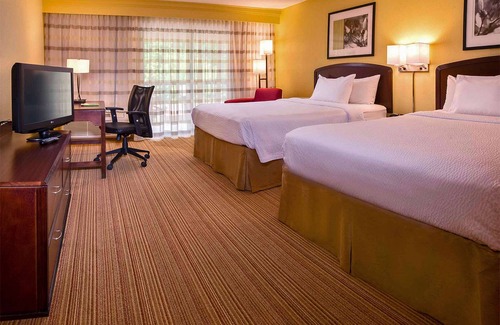 Durham Hotel | Relax and Recharge! 2 Comfortable Units, Free Parking, Onsite Pool, Pets Allowed