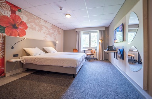 Lochem Hotel | Relax and Rejuvenate — Indoor Pool, Free Parking, and Serene Comfort