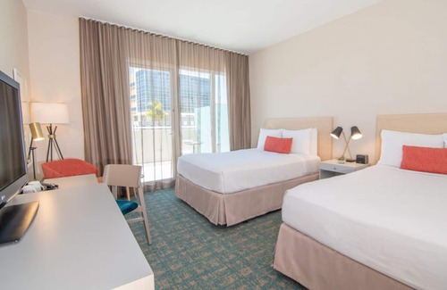 Isla Verde House | Relax and Unwind! 3 Great Units, Near Museum of Art of Puerto Rico
