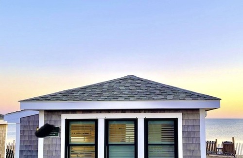North Truro Cottage | Relax and Unwind at your Private Waterfront Beach Bungalow