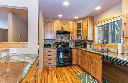 Truckee Cabin | Relax and unwind between the pines in this dog friendly rental!