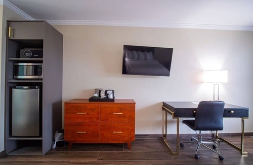 Ocala Apartment | Relax and Unwind! Pet-Friendly Property, Onsite Pool, Free Breakfast