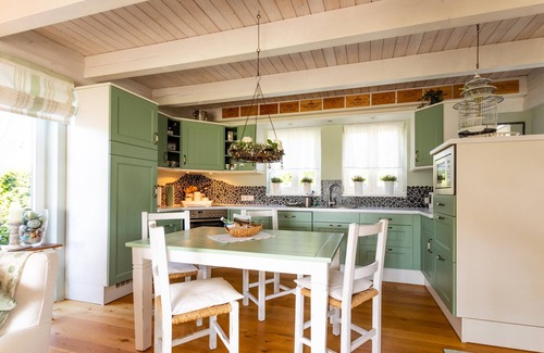 Emden House | Relax and unwind - what more could you want :-)