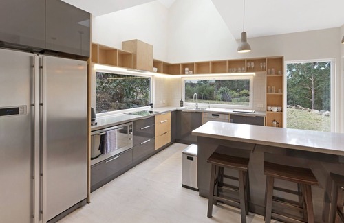Ridgeway House | Relax at Ridgeway - Native Bushland Views