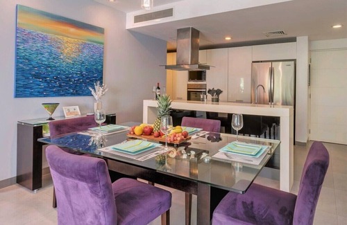 Villa Juarez Condo | Relax by the Pool | Private Terrace & Beach Access