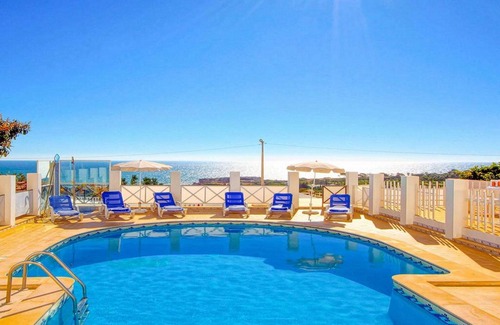 Cerro de Aguia Villa | Relax by the pool at Villa Mar, minutes from Sao Rafael’s beaches