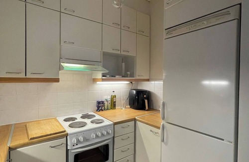 Tammisalo Apartment | Relax & Explore, Sauna, Metro & Malls 3 Mins Away