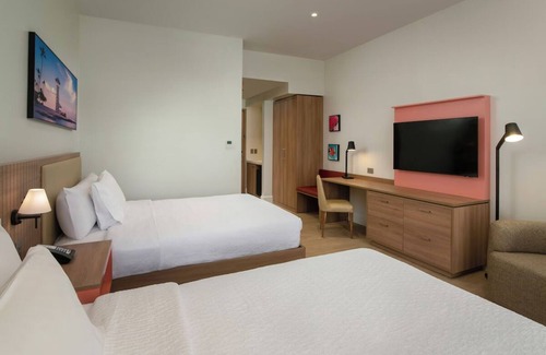 La Romana Hotel | Relax in a Modern Room w/Pool Access, Stunning Ocean Views & Free Parking