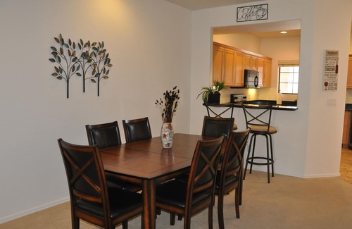 South Scottsdale Condo | Relax in beautiful and quiet Scottsdale condo. Heated pool/hot tub