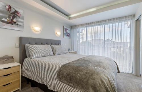 Taupo Apartment | Relax in Style Central Taupo Apartment