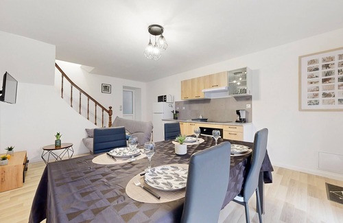 Saint-Etienne-en-Cogles House | Relax in this cozy and functional house in an ideal location for excursions.