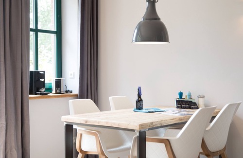 Dornum Apartment | "Relax in the charming Gulfhof Dreybült vacation apartment in Neßmersiel!"