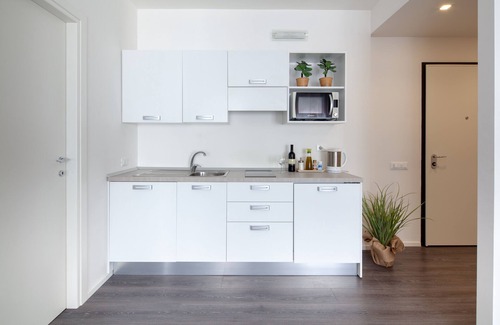 Mestre Apartment | Relax in this Cozy and Glam Apartment