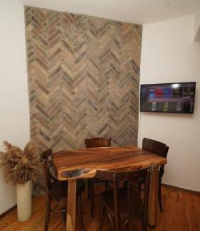 Korce House | Relax Inn