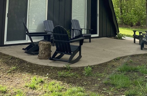 Spencerville Cabin | Relax, unwind, and unplug in this nature loving Aframe on the river.