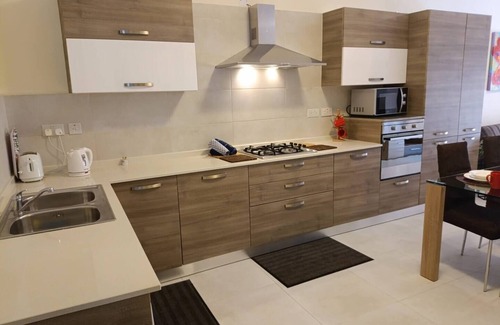 Mellieha Apartment | Relax with the whole family at this peaceful place to stay