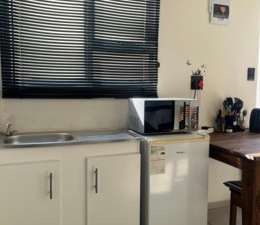Trawal House | Relaxa Sleep & Go - Self Catering Accommodation