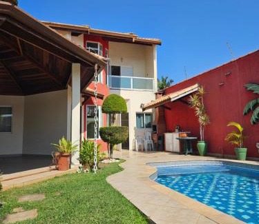 Jardim Imperador House | Relaxe num sobrado com piscina