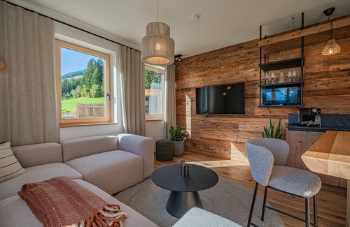 Schonbach Apartment | Relaxed time out with terrace, garden and sauna