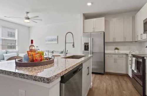 Spring Branch East Apartment | Relaxing 1-bedroom near Galleria and Downtown