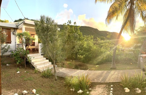 Grande Anse House | relaxing atmosphere, isolated at the foot of the mountain