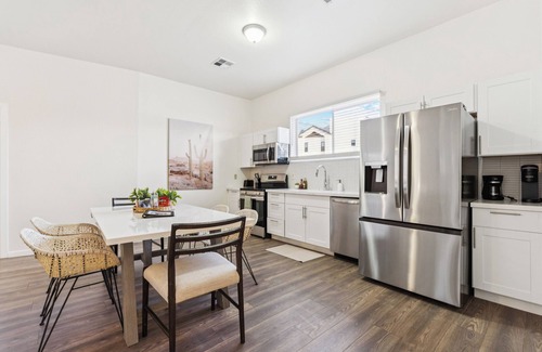 Camelback East Apartment | Relaxing Casita | Pool | Spa | Prime Location