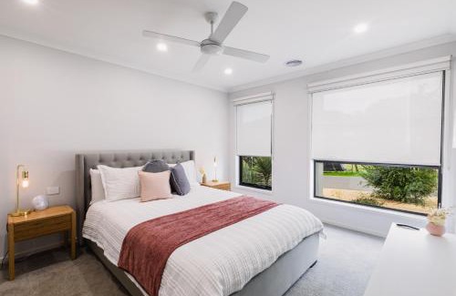 Portarlington House | Relaxing Coastal Charm Retreat