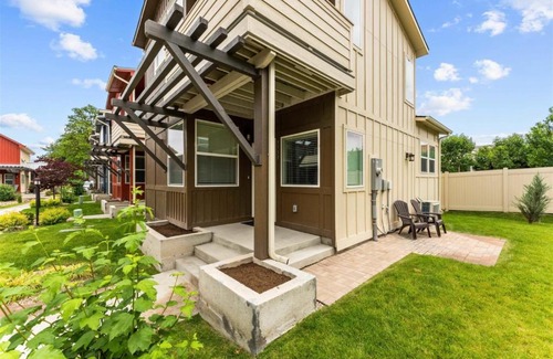 Boise Villa | Relaxing Coffey Villas