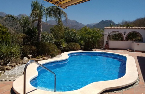 Competa Villa | Relaxing Country Villa In A Beautiful Mountain Setting, Easy Access to Coast.