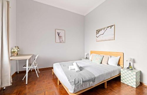 Belmore House | Relaxing Double Room in Belmore - Convenient Stay Near Shops - Shared Bathroom