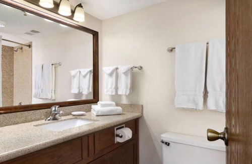 Casper House | Relaxing Getaway! 3 Pet-Friendly Units, Onsite Restaurant, Indoor Pool