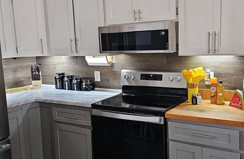 Tower House | Relaxing getaway with A/C, high speed wifi, kayaks, and is dog friendly.