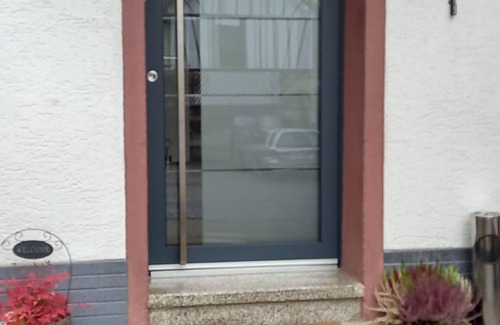Neuwied House | Relaxing guest room to relax, central to Rheinsteig and Limes