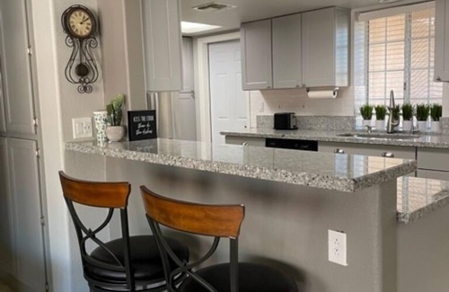 Bullhead City House | Relaxing heated Pool Home Snowbirds WELCOME!