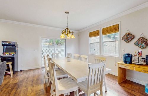 Lake Arrowhead House | Relaxing Home with bench swing, board games, grill and ping-pong table