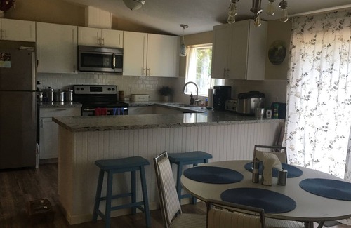 Port Orchard House | Relaxing Lakeside Retreat (not accepting reservations at this time)