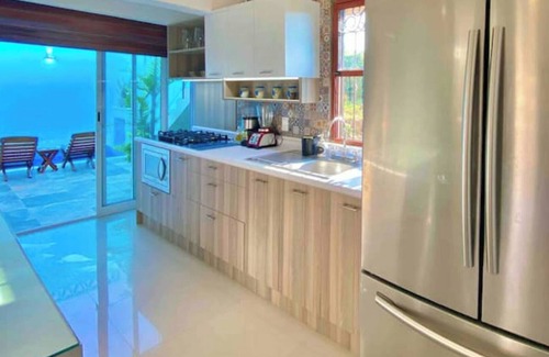 Santa Maria Tonameca House | Relaxing House near the beach and river with pool