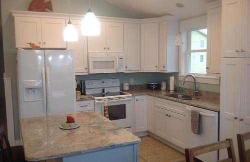 Colington Cottage | Relaxing OBX Cottage, Expansive Decks, Room To Stretch Out And Get Aweigh