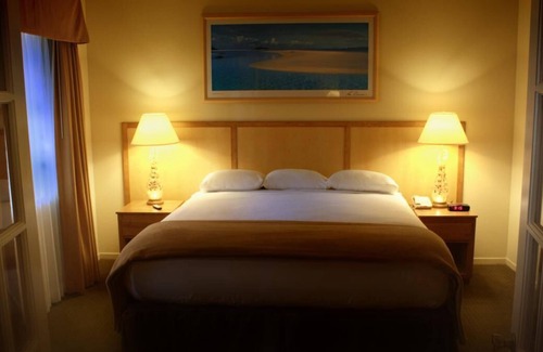 Avila Beach Resort | Relaxing Overnight Stay! 3 Convenient Units, Free Parking, Onsite Pool