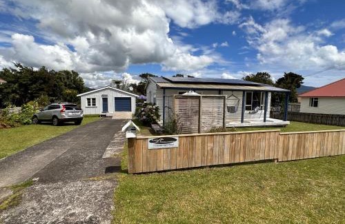 Raglan House | Relaxing Raglan & the Boat House