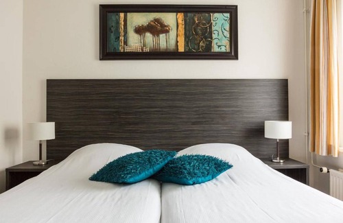 De Bult Hotel | Relaxing Scenic Stay | Near Giethoorn & De Wieden Nature Reserve