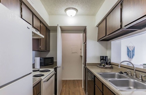 Midland Apartment | Relaxing Suite Just Outside Downtown Midland