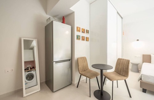 Exarhia Apartment | Relaxing Urban Retreat with Private Patio