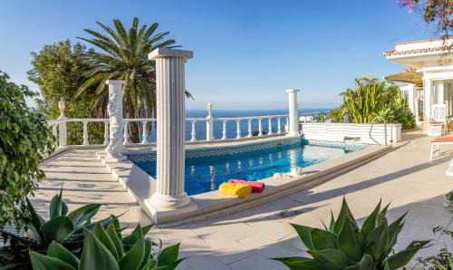 Santa Ursula Villa | Relaxing villa Heated pool Luxurious views Massage
