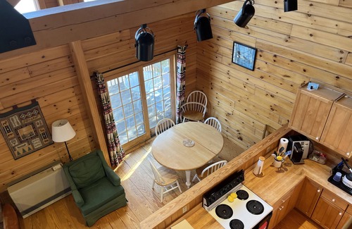 Peacham Cabin | Relaxing waterfront cabin getaway in the Groton State Forest