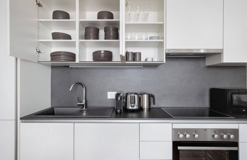 Donaustadt Apartment | Remarkable Donaustadt 1BR w/Rooftop Pool & Gym, nr U1, by Blueground