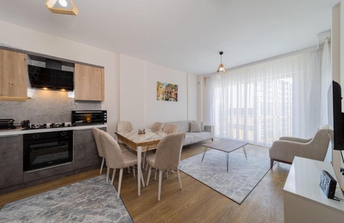 Kepez Apartment | Remarkable Flat with Shared Pool in Kepez