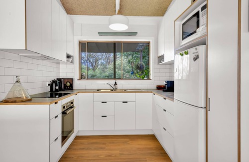 Porepunkah Apartment | Remington's Place - a charming 2 bedroom unit in a quiet complex.